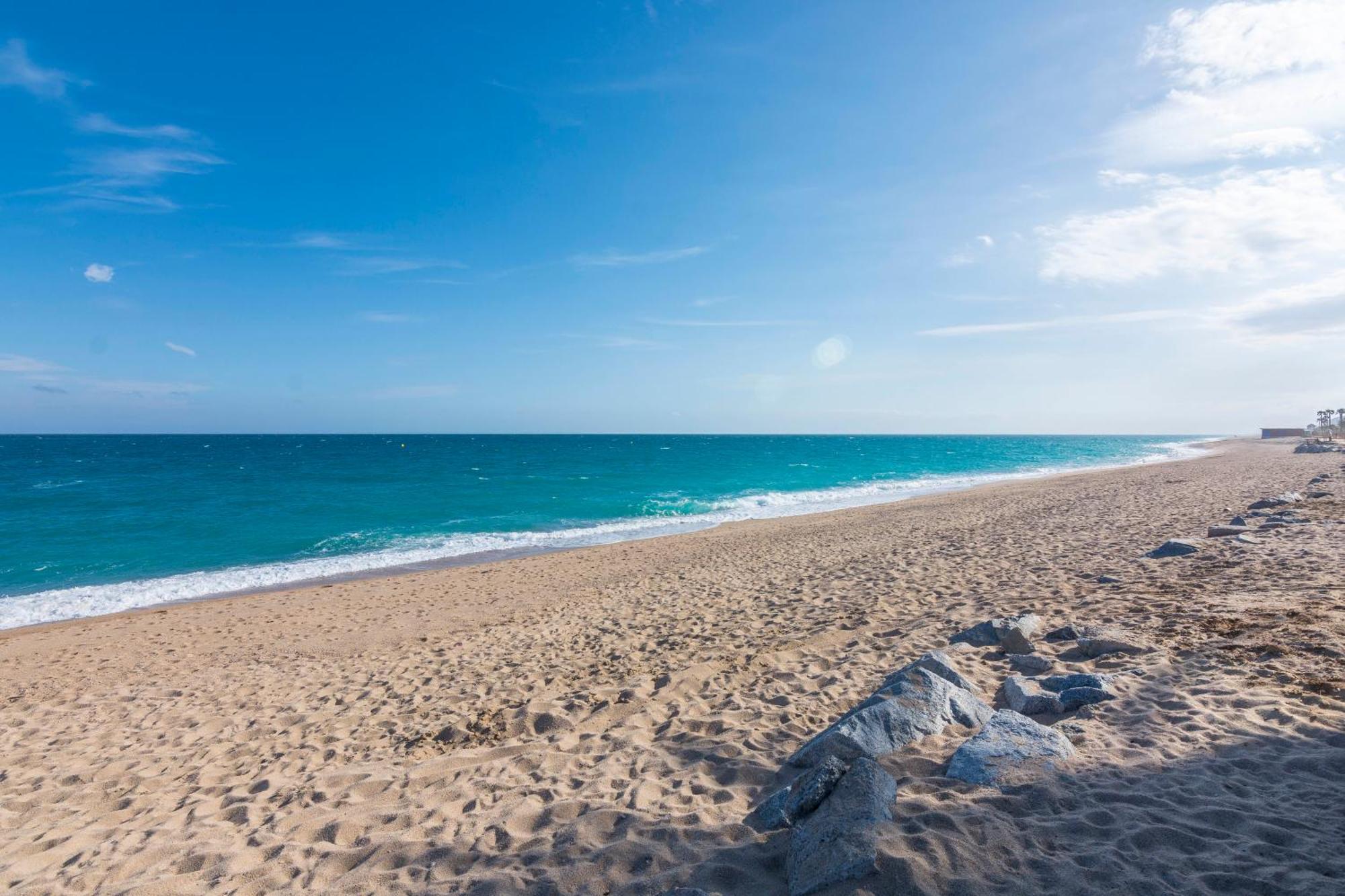 Homeholidaysrentals Atico Ocean Pineda de Mar Exterior photo