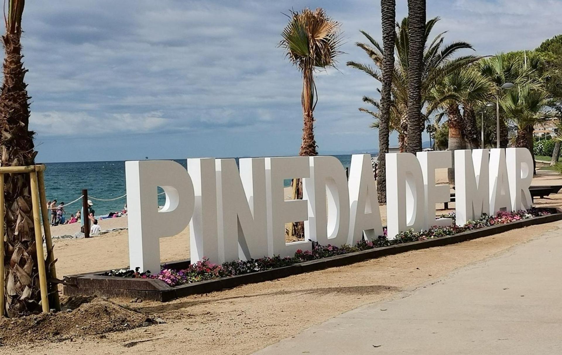 Homeholidaysrentals Atico Ocean Pineda de Mar Exterior photo